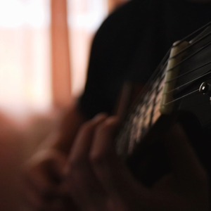 穿着婚纱被强奸新娘的三级片
